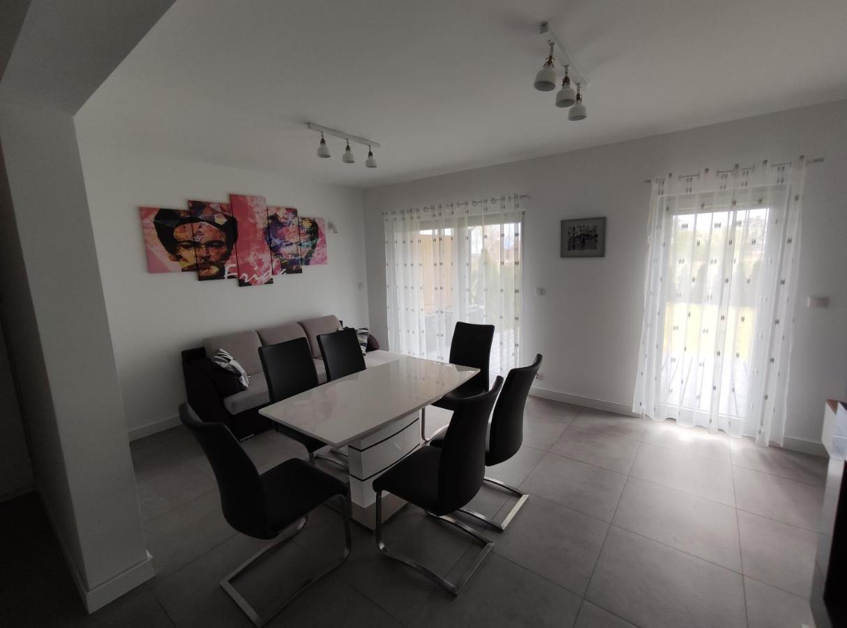 Frida Haus Villa Trzęsacz Buitenkant foto