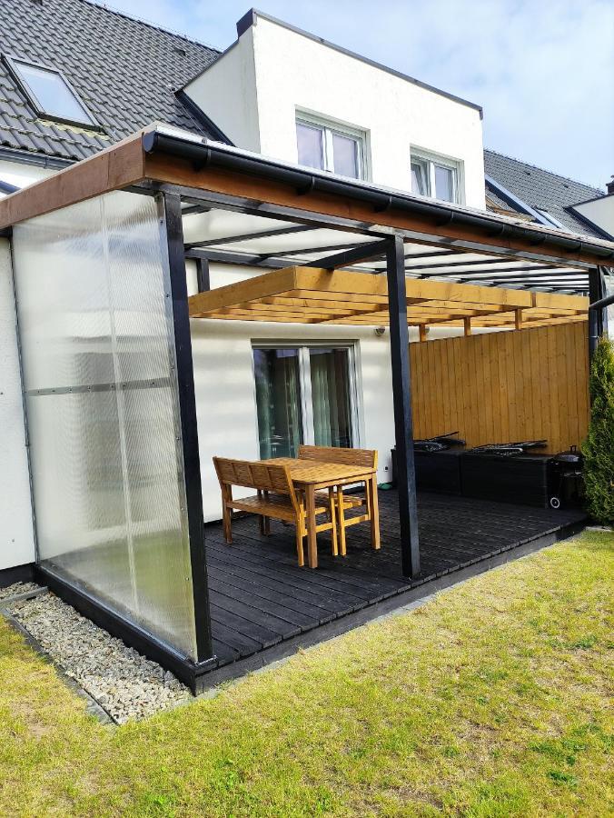 Frida Haus Villa Trzęsacz Buitenkant foto